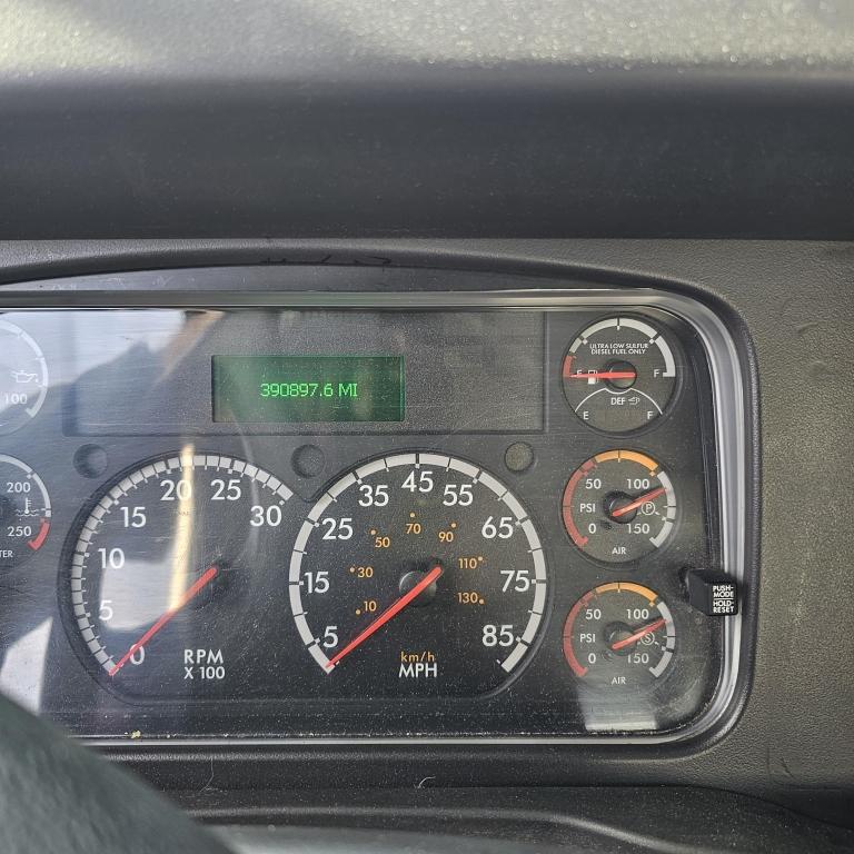 2017 Freightliner Tractor