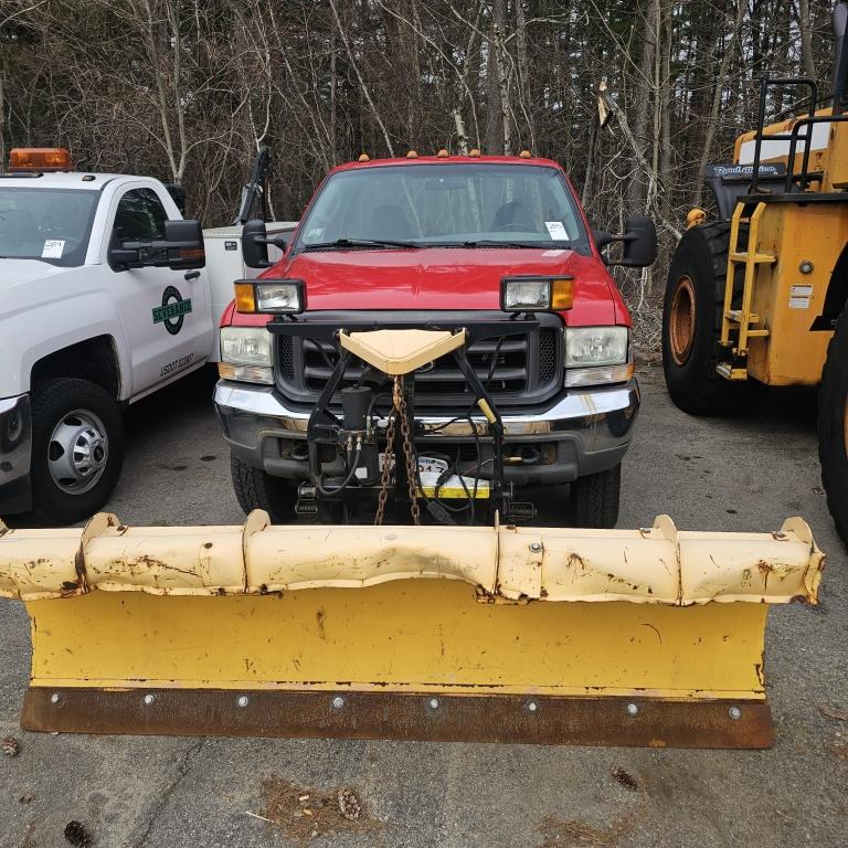 2004 Ford F250 with plow