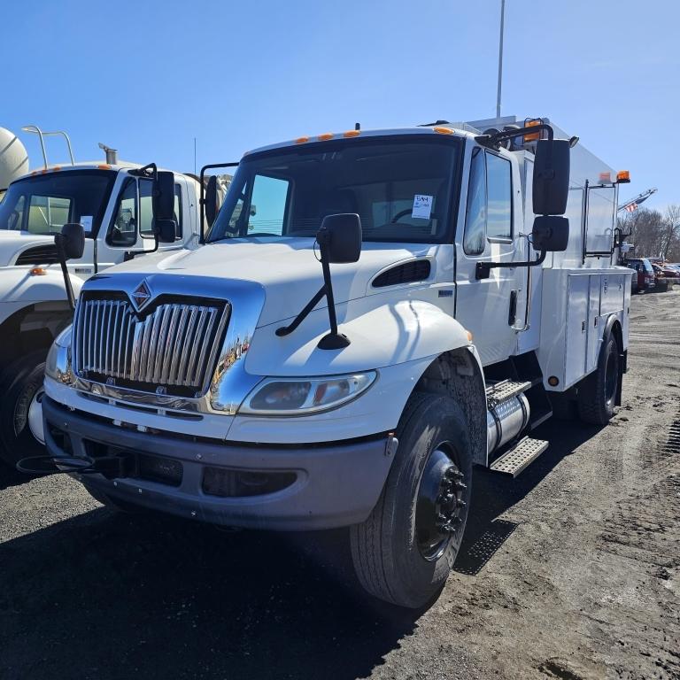 2011 International 4400 Utility Truck