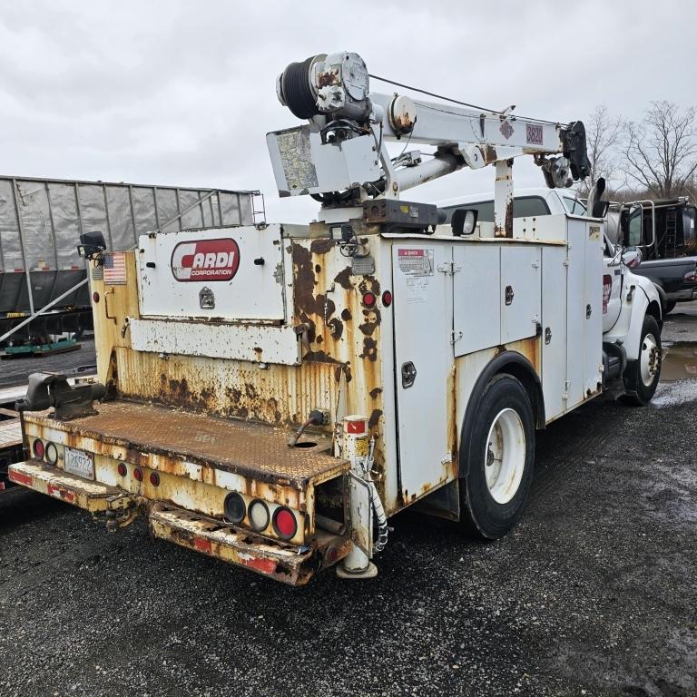 2001 Ford F650 Maintainer