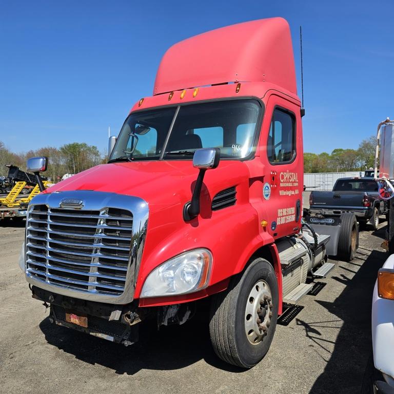 2011 Freightliner Tractor