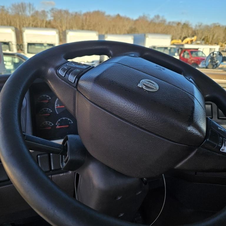 2015 Volvo Vnm Tractor