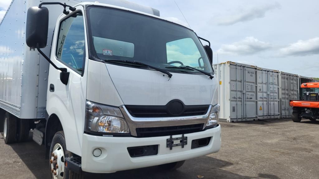 2018 Hino Box Truck