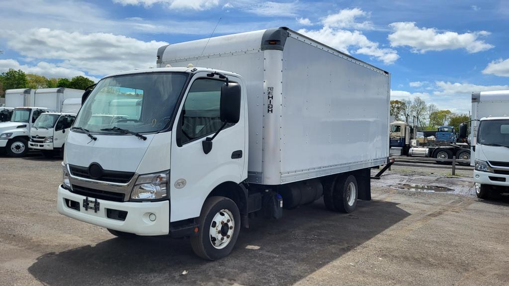 2018 Hino Box Truck