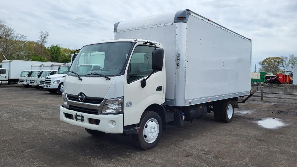 2017 Hino Box Truck