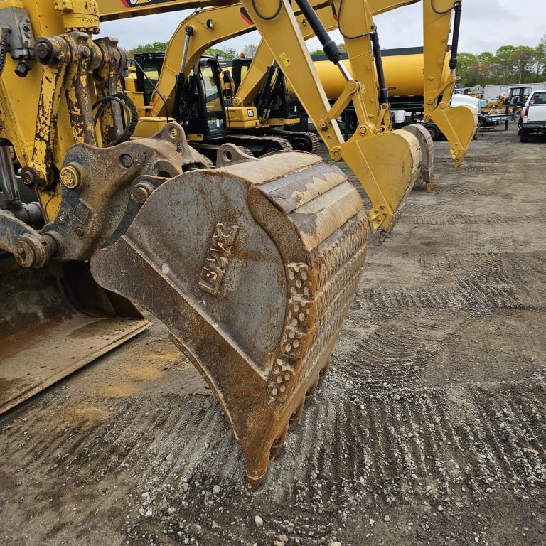 2020 Komatsu Pc170lc-11 Excavator