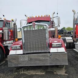 2001 Kenworth W900 Tractor