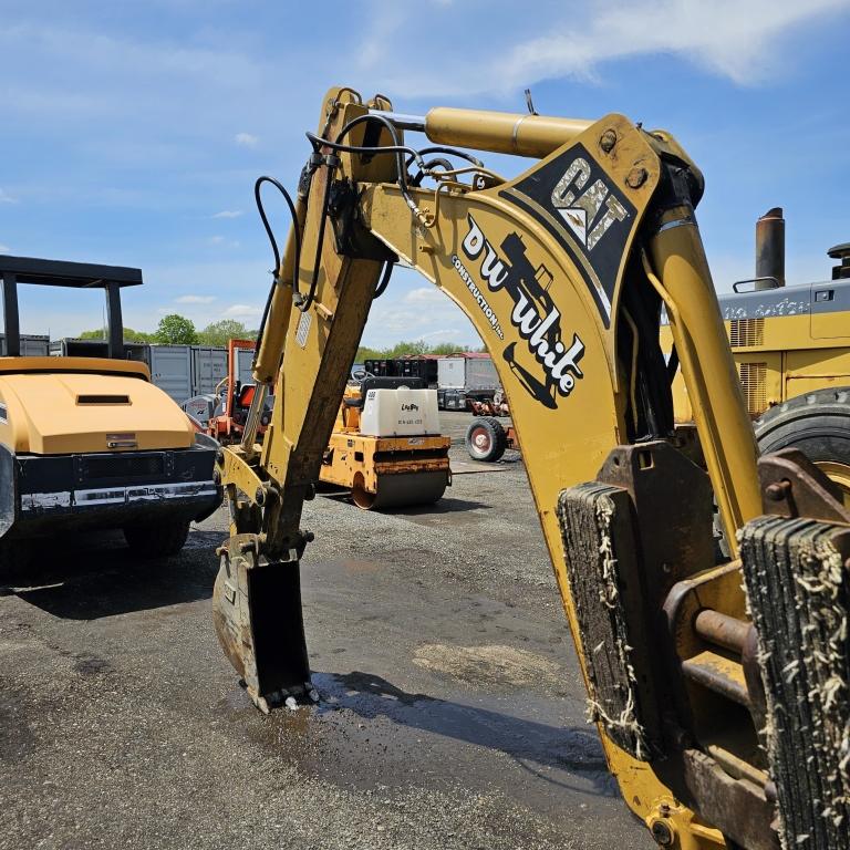 Cat 420D Loader Backhoe