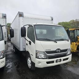 2016 Hino Box Truck