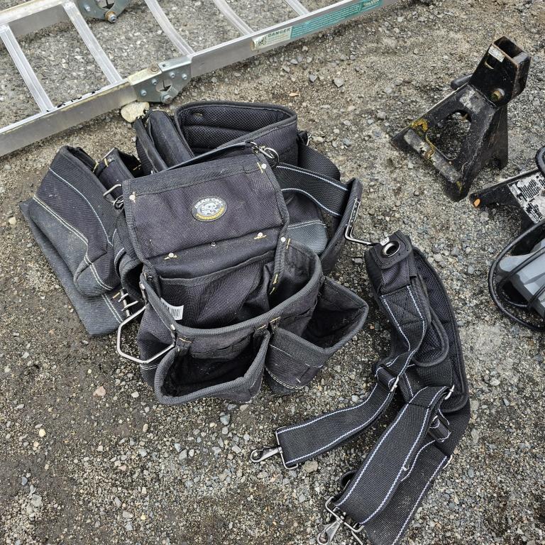 Dead On Deluxe Professional Tool Belt  -  Unused