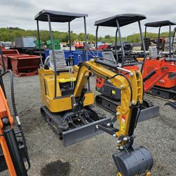 AGT Industrial H15 Mini Excavator