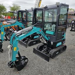 AGT Industrial QH13R Mini Excavator