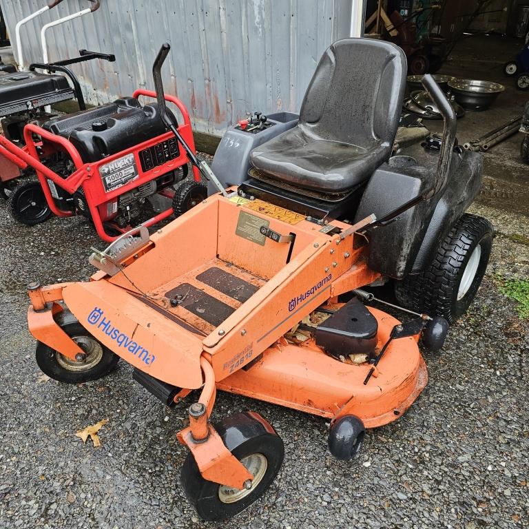 Husqvarna Z4818 Zero Turn Mower