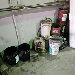 Lot - misc. Fluids, oils