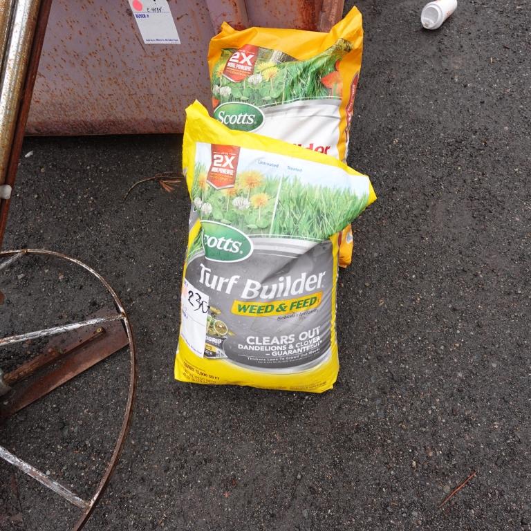 Lot Of Scotts Turf Builder
