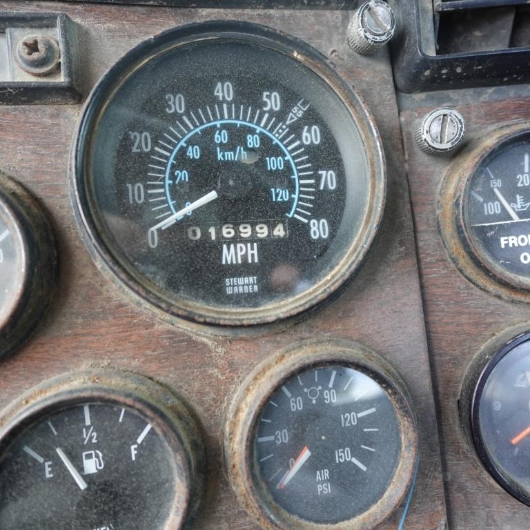 1987 Peterbilt Tractor