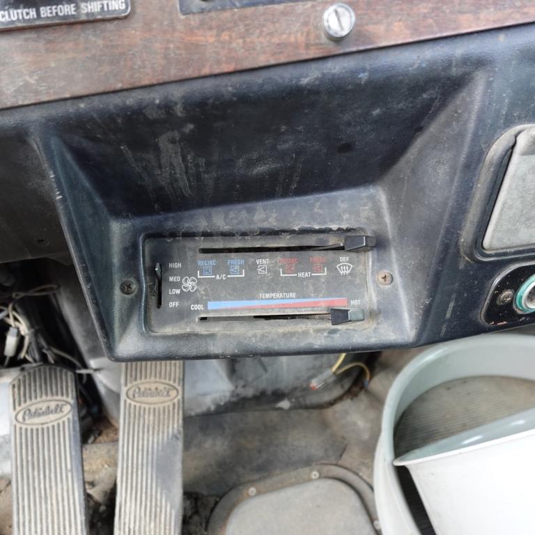1987 Peterbilt Tractor