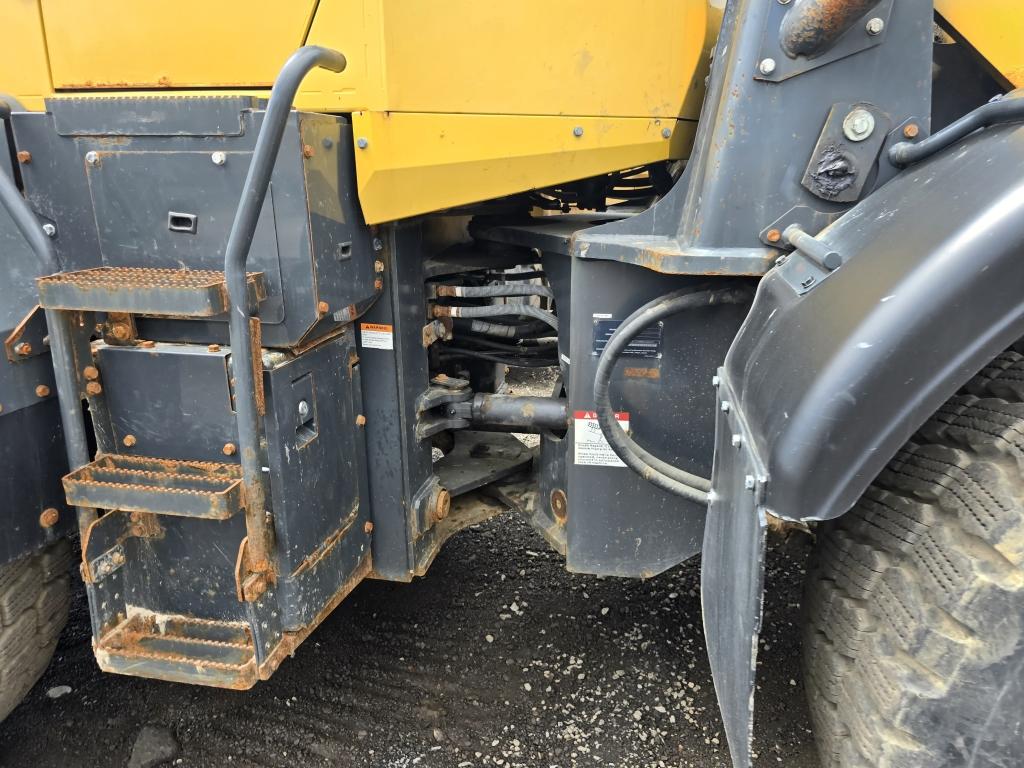 Komatsu Wa320-8 Wheel Loader