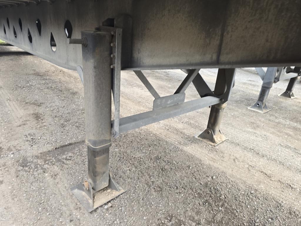 2012 Manac 48ft Flat Deck Trailer