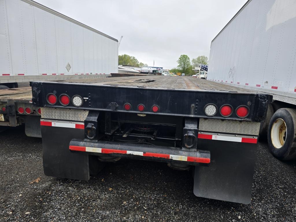 2005 Great Dane Tri-axle Flat Deck Trailer