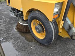 2004 Elgin Pelican Series P Sweeper