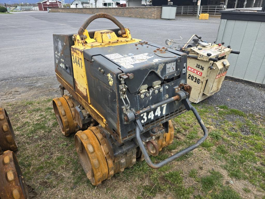 Bomag 851 Padfoot Trench Compactor