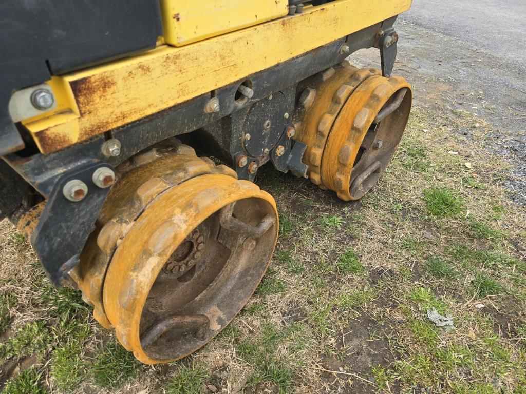 Bomag 851 Padfoot Trench Compactor