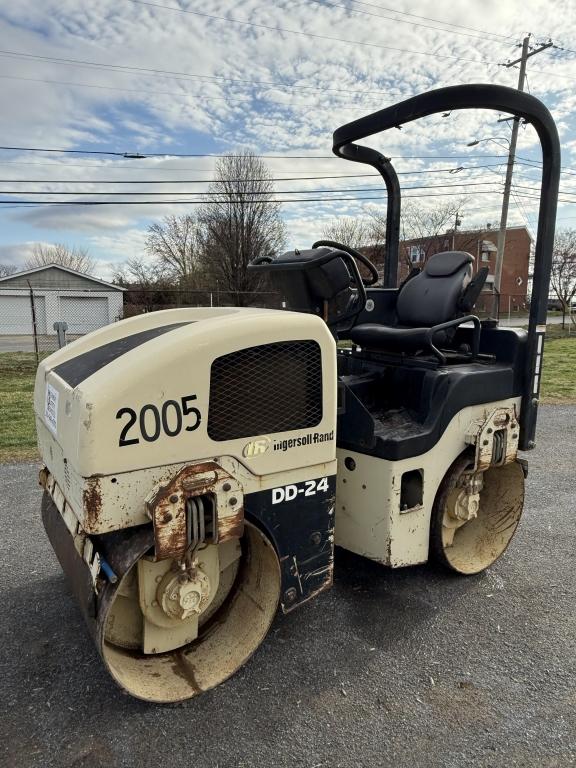 Ingersoll Rand Dd-24 Double Drum Roller
