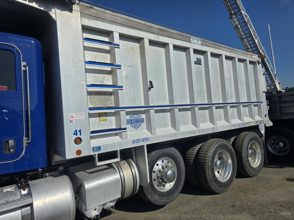 2018 Peterbilt 389 Dump Truck