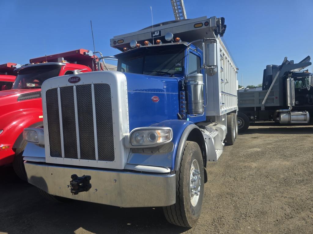 2018 Peterbilt 389 Dump Truck