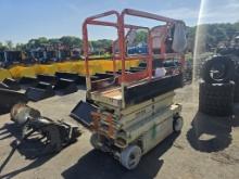 JLG Scissor Lift