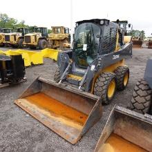 2022 John Deere 324g Skidsteer