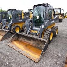 2022 John Deere 324g Skidsteer
