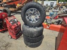 Set Of (4) Good Year 275/70r18 Rims And Tires