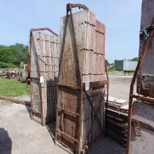 Concrete Forms W/crate Approx (19)pcs 8ft X 2ft