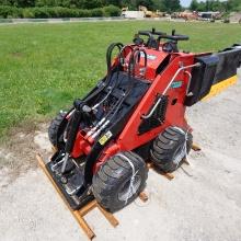 New Future FT323W Skid Steer Loader