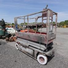Electric Scissor Lift