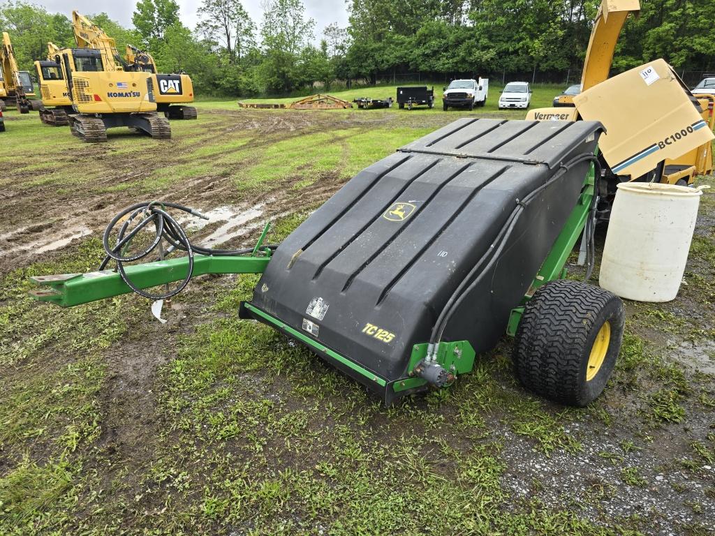John Deere Tc125 Turf Collection System