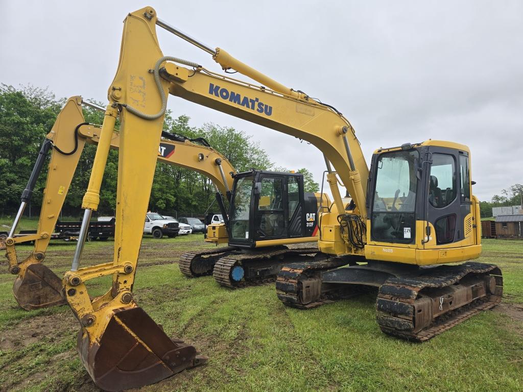 Komatsu Pc128us-8 Excavator