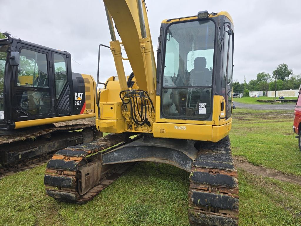 Komatsu Pc128us-8 Excavator