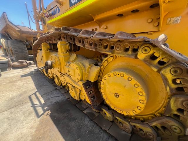 Komatsu D375a-6r Dozer