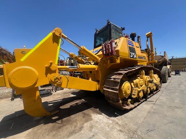 Komatsu D375a-6r Dozer
