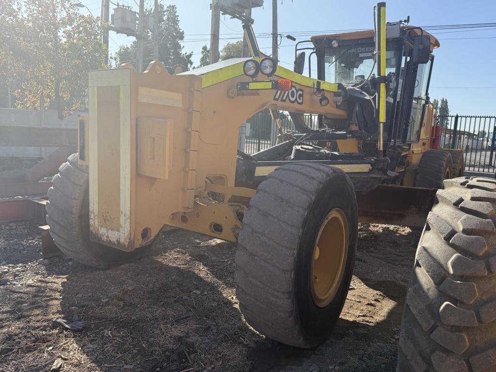 John Deere 770g Motor Grader