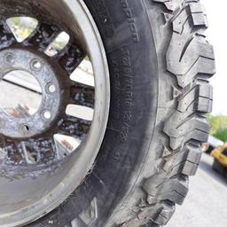 BFGoodrich LT275/70R18 All-Terrain T/A KO2 Wheel