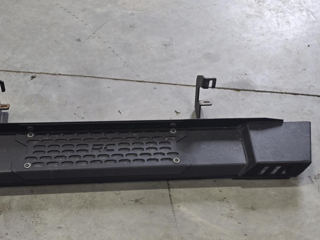 14-18 Silverado Rough Country Running Boards