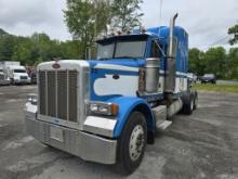 2000 Peterbilt 378 Sleeper Tractor
