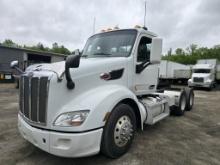 2013 Peterbilt 587 Tractor