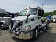 2014 Freightliner Columbia