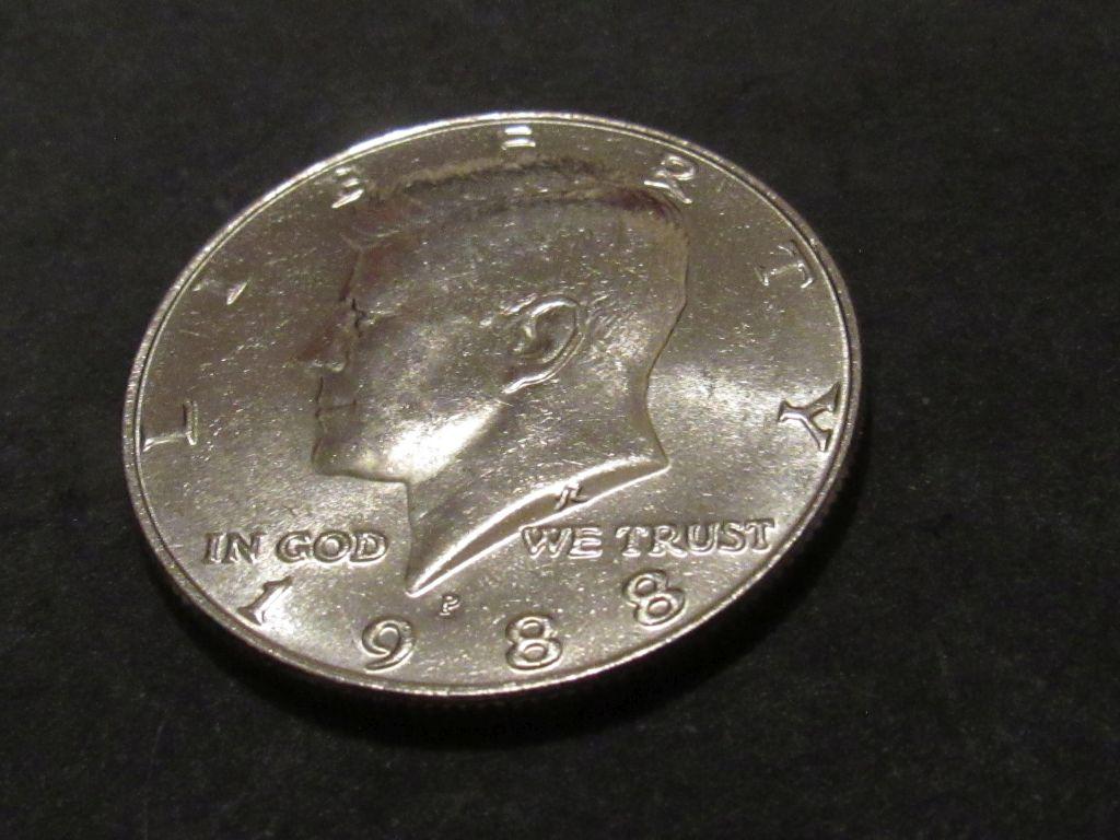 1983 KENNEDY HALF DOLLAR BU++++ Est: 25