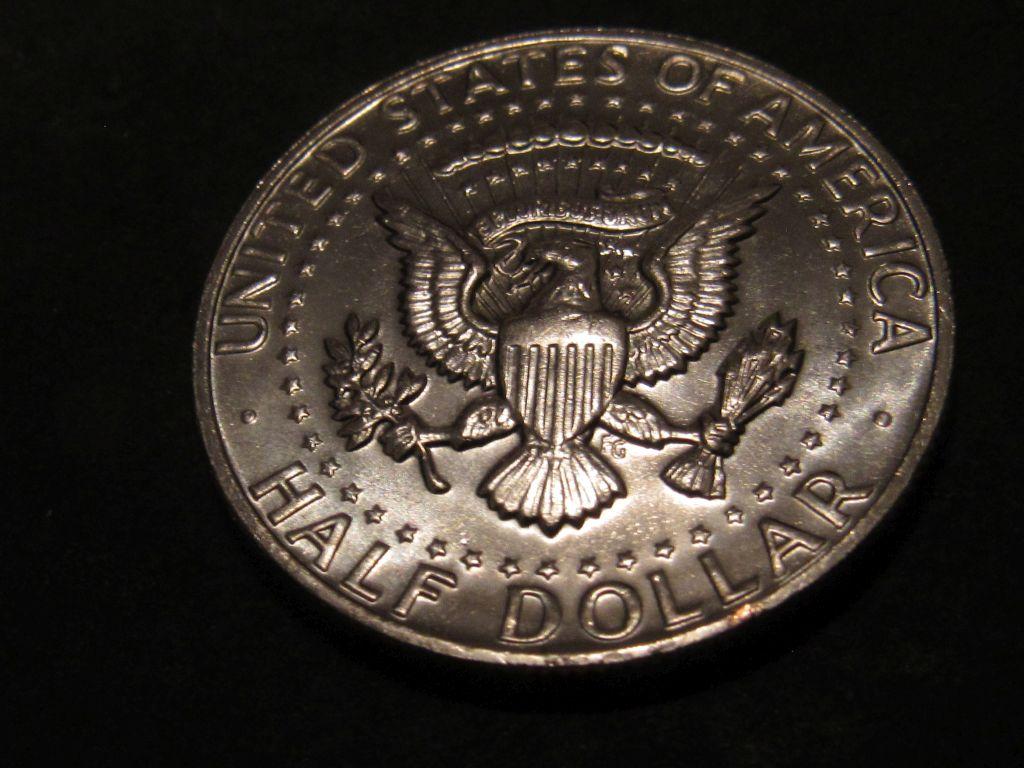 1972 D KENNEDY HALF DOLLAR BU++++ Est: 20